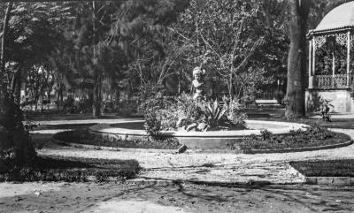 Parque Hidalgo, Fuente del fauno (Ca.1925)