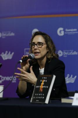 Fenal 34 – Feria Nacional del Libro de León; Nuria Kaiser presentó su libro “Una vida de mentiras”
