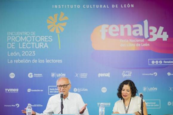 Fenal 34 – Feria Nacional del Libro de León; Francisco Hinojosa conferencia magistral: “El lector rebelde”