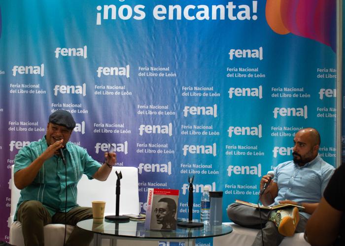 Fenal 34 – Feria Nacional del Libro de León; “Casi sin rozar el mundo y otras piezas teatrales” 