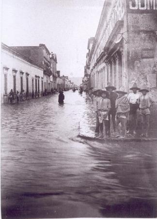 Calle De Pachecos durante la inundación de 1888 