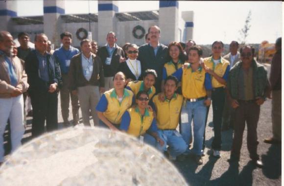 Visita del gobernador Vicente Fox Quesada al Centro de Ciencias Explora 