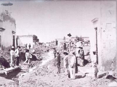 Calle de la Puerta del Campo tras la inundación de 1888