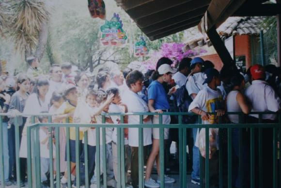 Fila para comprar entradas 