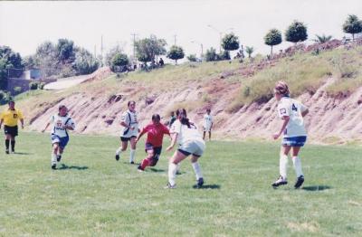 Equipo Atlético Ecca Femenil disputando un partido