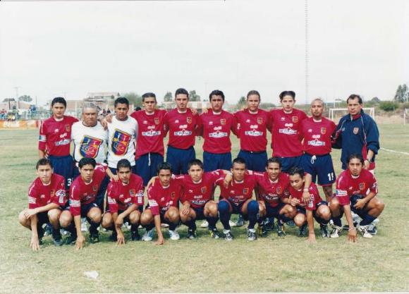 Equipo Atlético Ecca en campos de futbol amateur