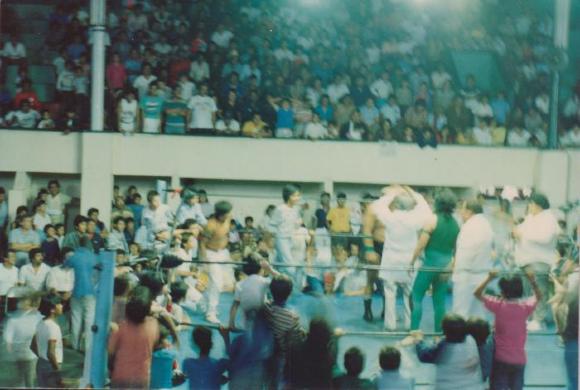 Lucha libre en la Arena Isabel (Ca. 1986)