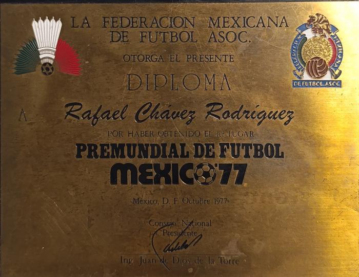 Diploma para Rafael Chávez Rodríguez 