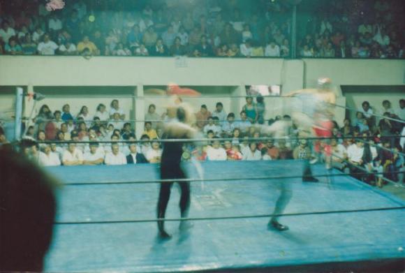 Lucha libre en la Arena Isabel (Ca. 1986)