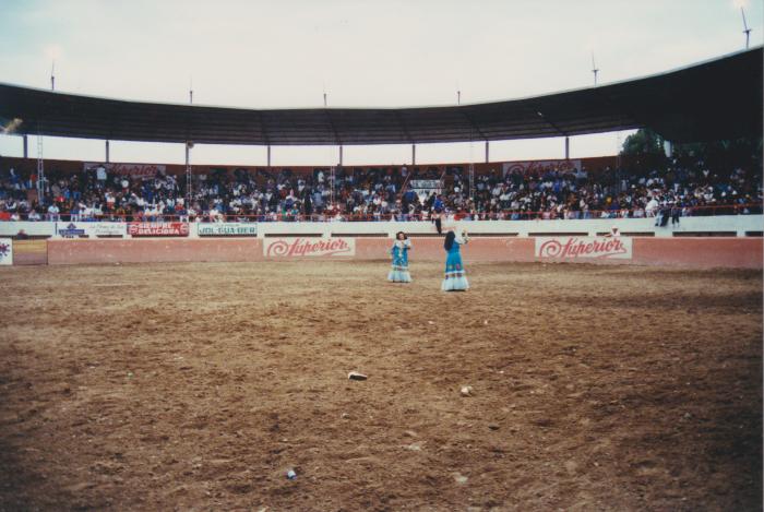 Dueto de hermas Las Jilguerillas en 1997 