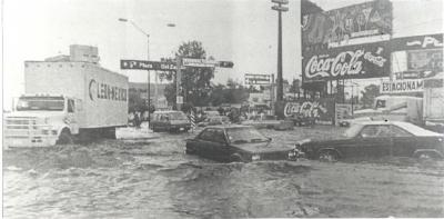 Inundación de 1994 en bulevar Adolfo López Mateos 