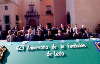Ceremonia por el 423 aniversario de la fundación de León