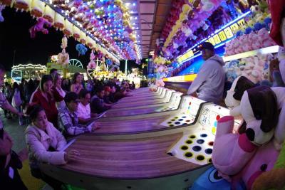 Juego de las canicas en la Feria Estatal de León del 2024