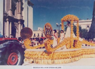 Carro alegórico en el desfile del 20 de enero de 1980