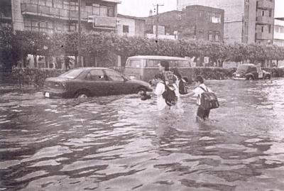  Inundación sobre el bulevar Adolfo López Mateos 