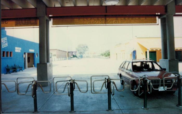 Reguiletes de la entrada a la Feria de León, (Ca.1997)