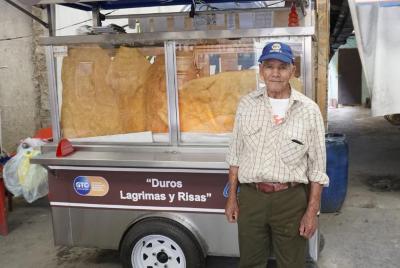 Duros, lagrimas y risas  Adolfo Becerra