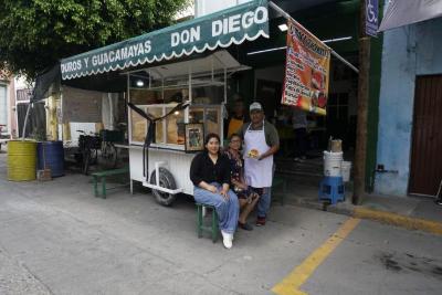 Guacamayas y duros 