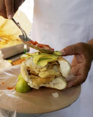 Duros y guacamayas 