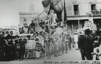 Desfile de las Fiestas de enero de 1926 
