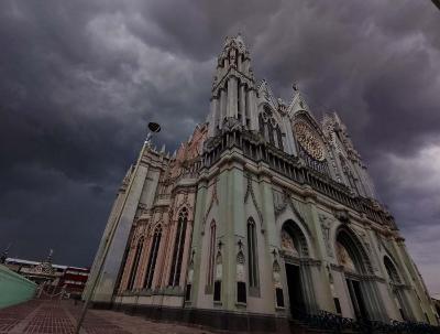 Exterior del Templo Expiatorio Diocesano del Sagrado Corazón de Jesús 