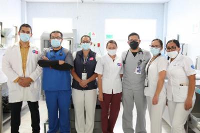 Doctores del Hospital Comunitario de Las Joyas posan durante 2023, tras la pandemia 