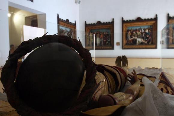 Sala de exhibición del Museo de Arte Sacro de León