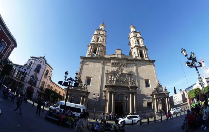 Vista de la Catedral desde la Plaza Benedicto XVI