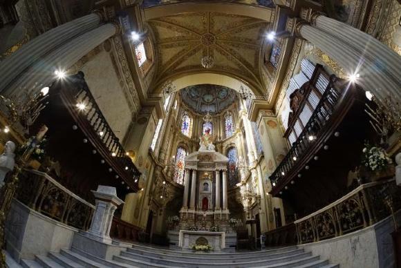 Presbiterio y altar mayor de la Catedral