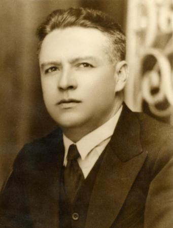 Luis Castillo Lozano (1933-1934)