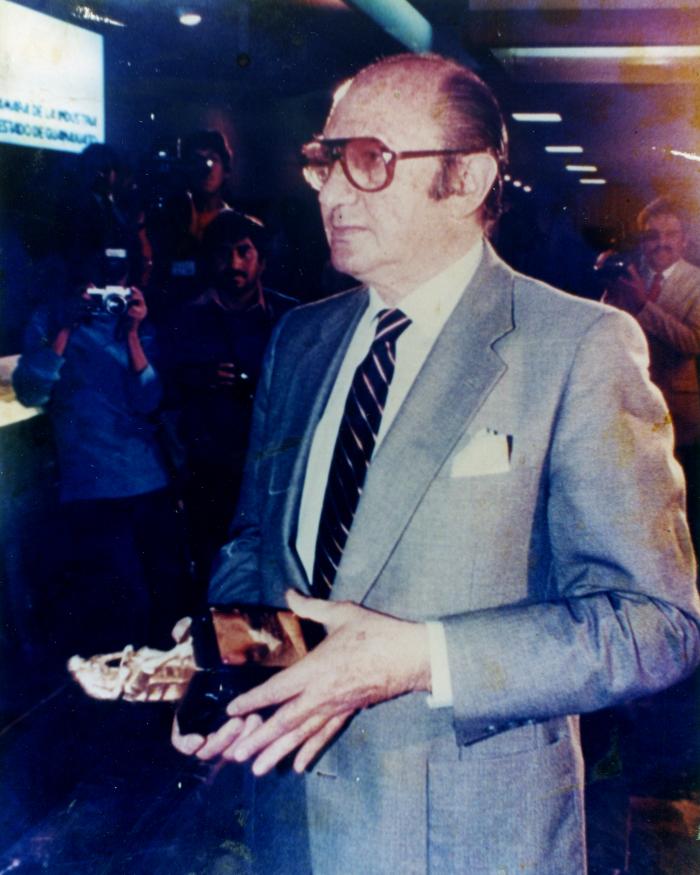 Antonio Battaglia D´Ascoli, San Crispín de Oro de 1988