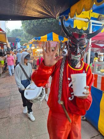 Diablo de la Danza del Torito en el Barrio Arriba 