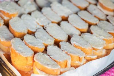 Rebanadas con crema de mantequilla