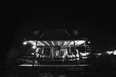 Juegos mecánicos durante el festejo a San Nicolás de Tolentino 