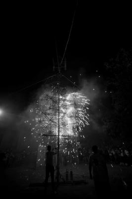 Quema de castillo durante el festejo a San Nicolás de Tolentino   