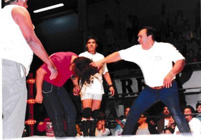 Promotoría de lucha libre en la Arena Isabel 