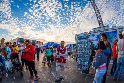 Vendedor de burbujas en la Feria Estatal de León 