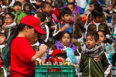 Venta de alimentos en espectáculo de la feria estatal de León 