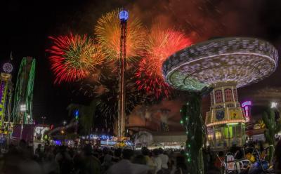 Juegos y fuegos artificiales de la feria 2015