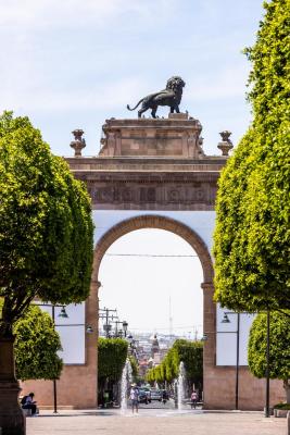 Arco de la Calzada de los Héroes, (Ca. 2021)
