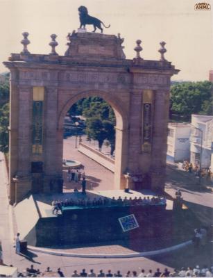 Ceremonia conmemorativa del Primer Centenario del Arco de la Calzada de los Héroes (20 de junio de 1996)