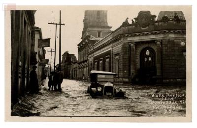 Calle Iturbide. LEÓN. Junio 23 de 1926