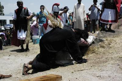 Azote a Cristo en el viacrucis de Chapalita