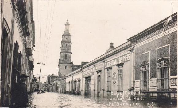 B6 Calle Iturbide. Junio 23 de 1926
