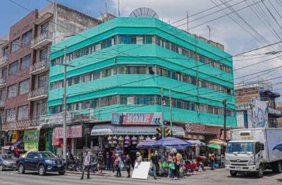Edificio verde de la Miguel Alemán 