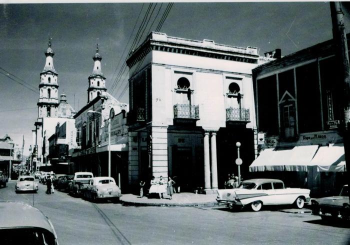 Calle Juárez hacia calle Hidalgo Centro Histórico 