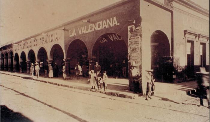 Portal Aldama. (Ca.1900)