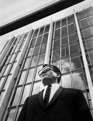 Arquitecto Agliberto Llamas fotografiado por Roberto Rosas, 1967 