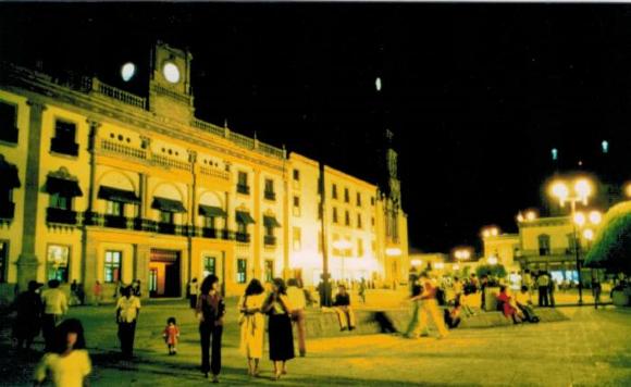 Centro Histórico de noche (C.a 1979)
