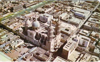 Tarjeta postal de la panorámica aérea de la Catedral de León